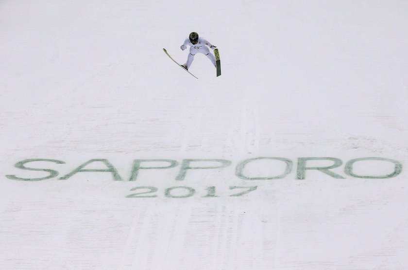 Maciej Kot pobił rekord skoczni w Sapporo! Cudowny skok