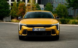 Oto nowa Kia zamiast Sportage. Jest ładna, szybka i wygodna. Cena?