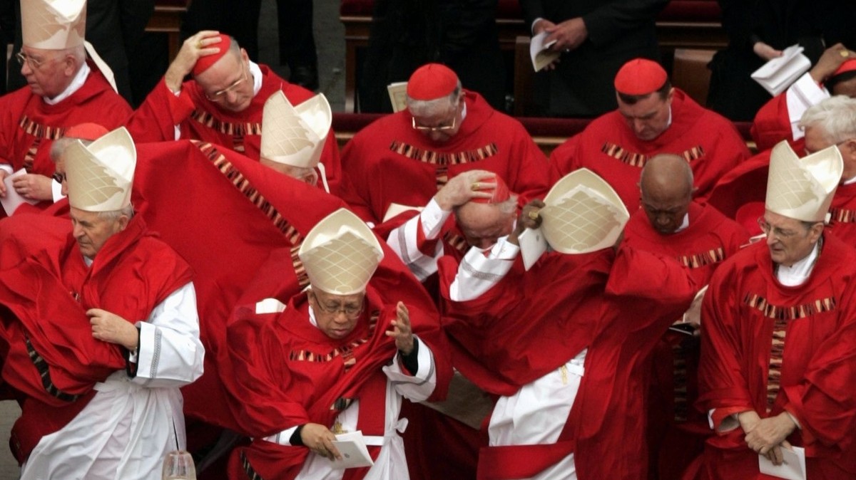 Pogrzeb papieża Polaka poruszył miliony. Kamery zarejestrowały niezwykłe momenty