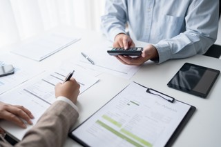 Ukryte koszty prowadzenia firmy w 2026 r. – czego przedsiębiorcy nadal nie wkalkulowują w podatki?