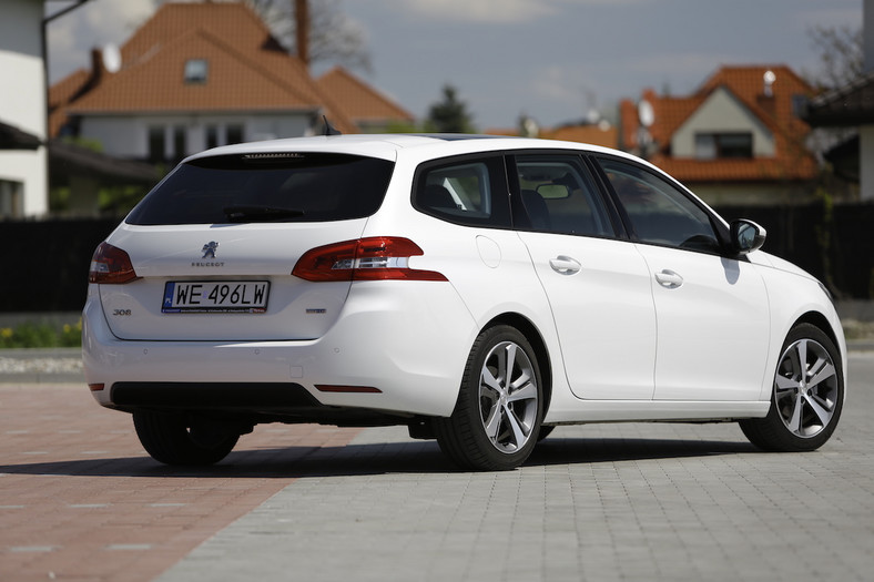 Peugeot 308 SW 1.6 BlueHDi 1200 km na jednym zbiorniku