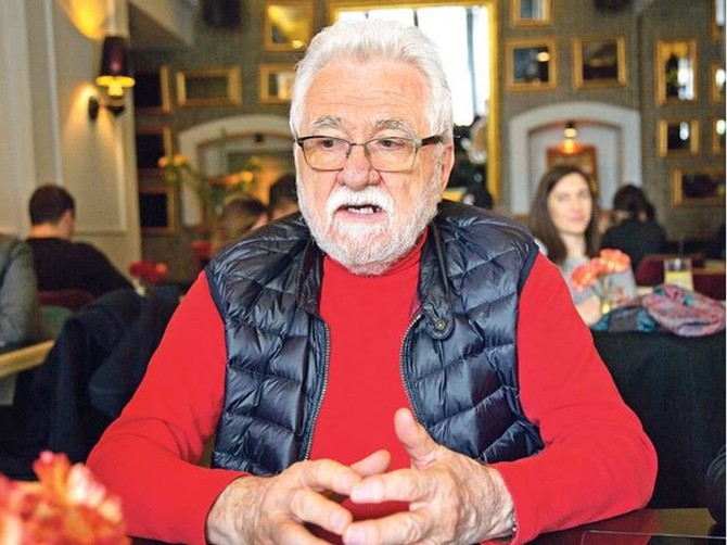 Dr Radovanović