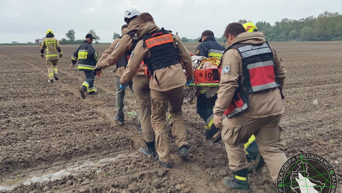 70-latek wyszedł z domu i zaginął. Uratował go nieoczekiwany bohater