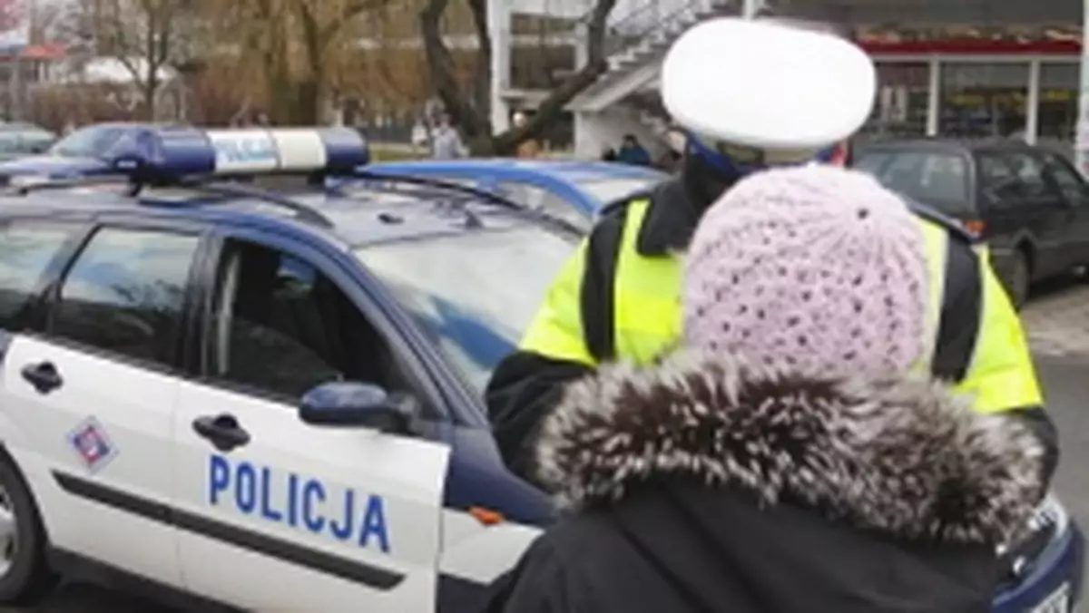 Policja: akcja Bezpieczny sektor ruchu drogowego w Warszawie