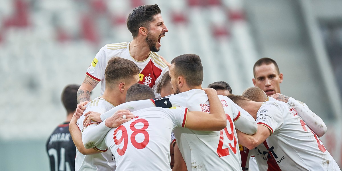 Pilka nozna. Fortuna I liga. LKS Lodz - GKS Tychy. 21.11.2021