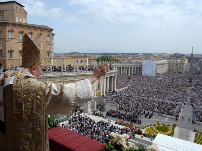 Wielkanocne pozdrowienia od Benedykta XVI