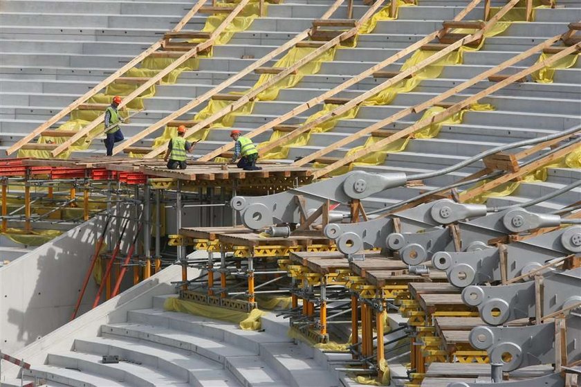 Tak rośnie Stadion Narodowy