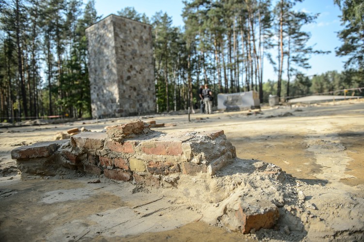 Archeolodzy odkryli pozostałości komór gazowych w Sobiborze