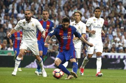 Liga hiszpańska: Genialne El Clasico. Koncert Messiego i cudowne gole. Barcelona lepsza od Realu