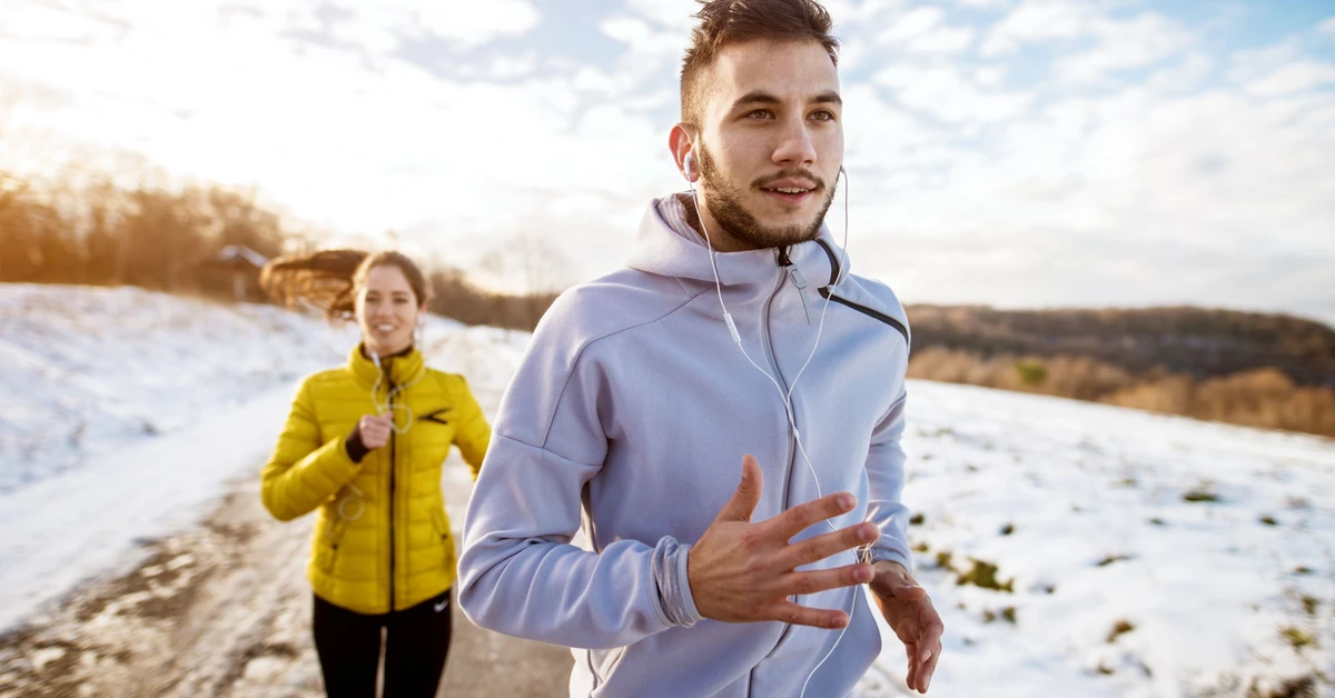 Planujesz niedzielny bieg? Będzie deszczowo i pochmurno. Szczegółowa prognoza pogody dla Polski
