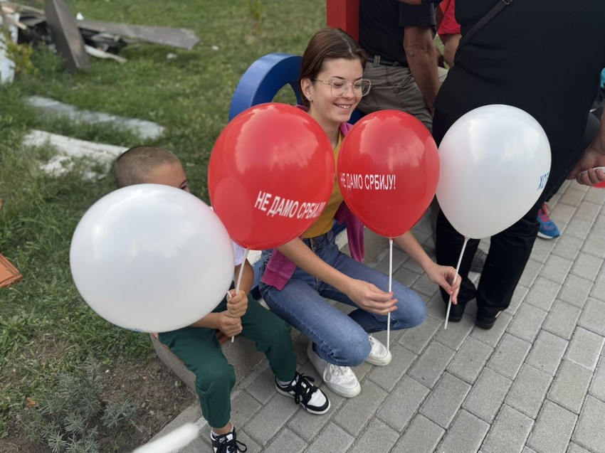 Skup građana protiv blokada u Malom Zvorniku