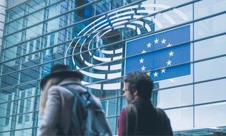 Zielona transformacja. Rywalizacja na razie w sferze planów