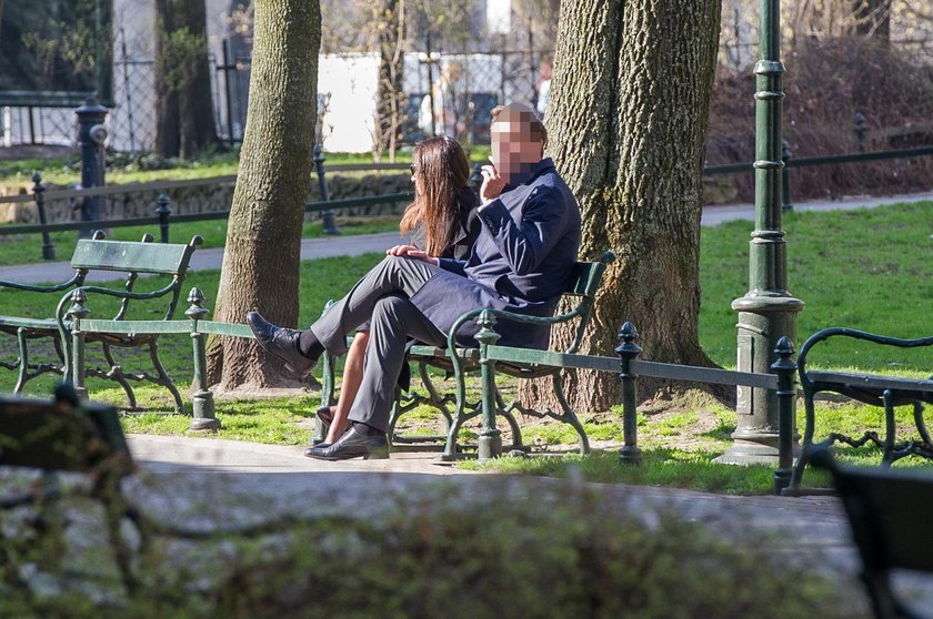 Ciężarna Kaczyńska, a obok...