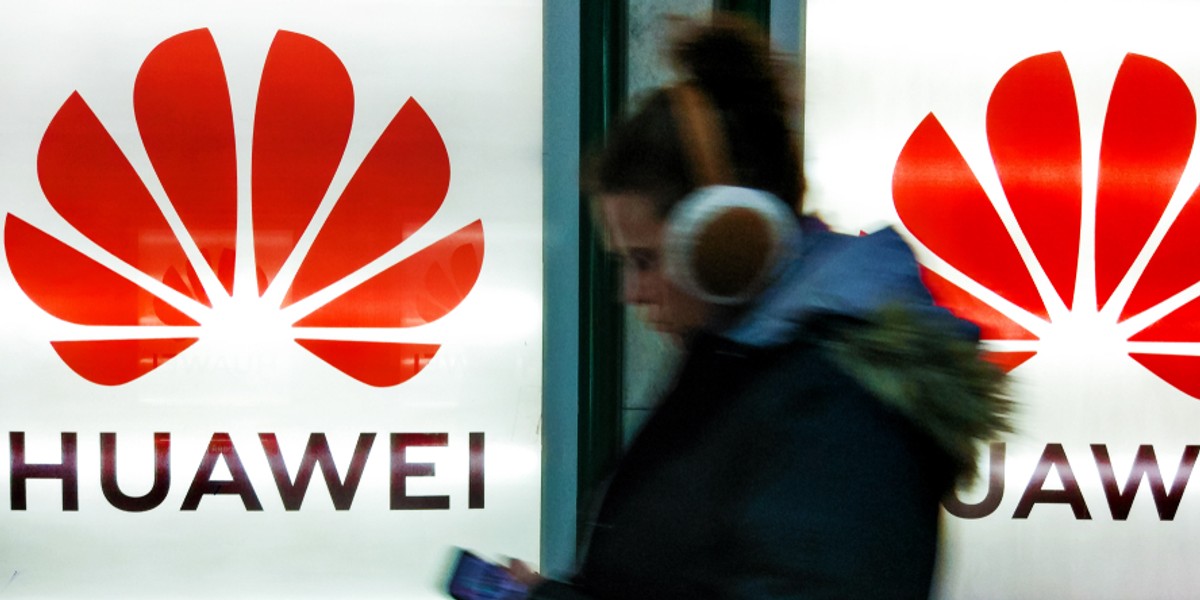 Mimo afery związanej z podejrzeniem jednego z byłych dyrektorów polskiego oddziału Huawei o szpiegostwo na rzecz Chin, firma nadal zamierza budować sieć 5G w Polsce i przekonuje o swojej wiarygodności