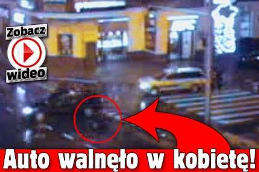 Auto walnęło w kobietę! WIDEO