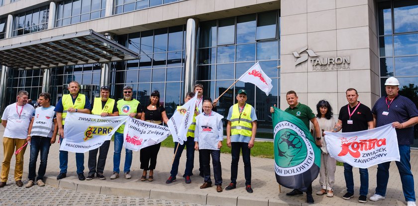 Koniec protestu w Tauronie - związkowcy dogadali się z zarządem