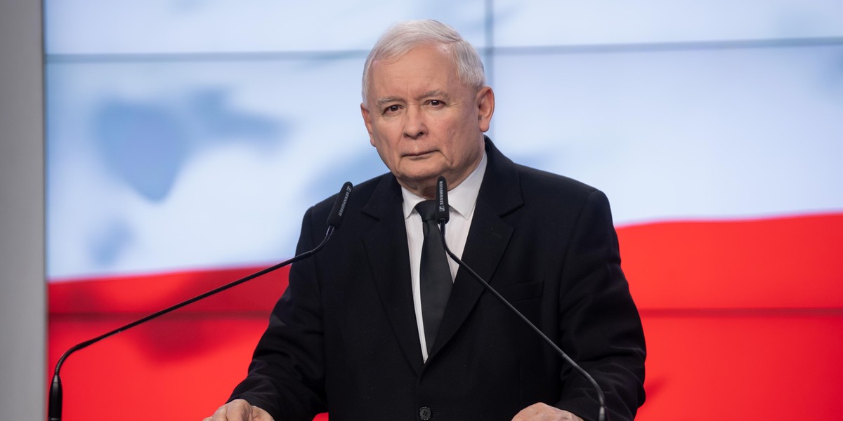 Kaczyński musi przeprosić Sikorskiego 