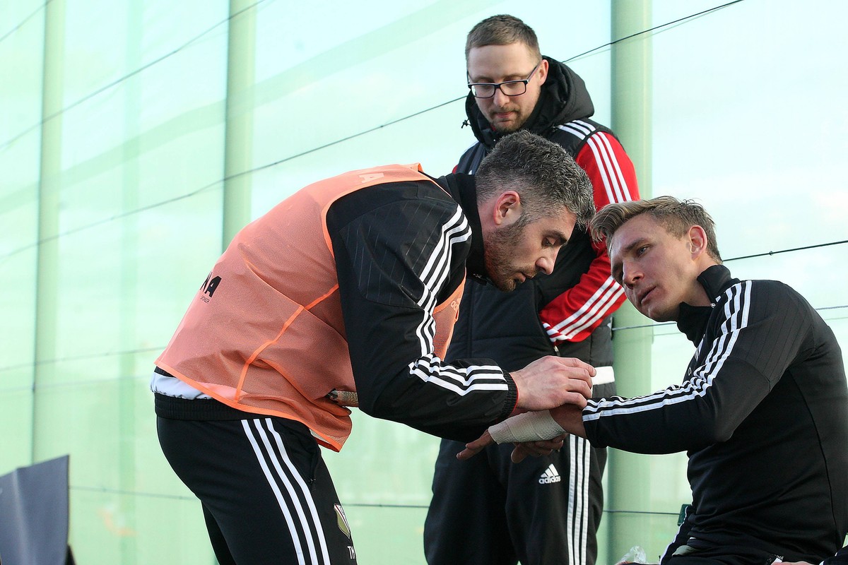 Lotto Ekstraklasa: Pech Rzeźniczaka. Obrońca Legii złamał rękę