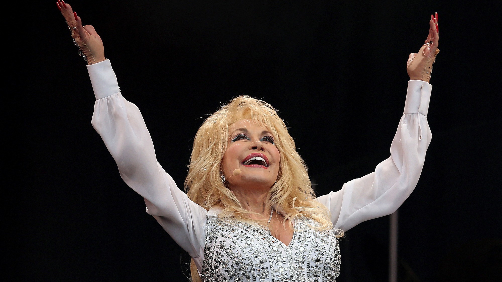 Dolly Parton nás navždy opustila. Mala 80 rokov a nič nenasvedčovalo tomu, že si prechádza zdravotnými ťažkosťami