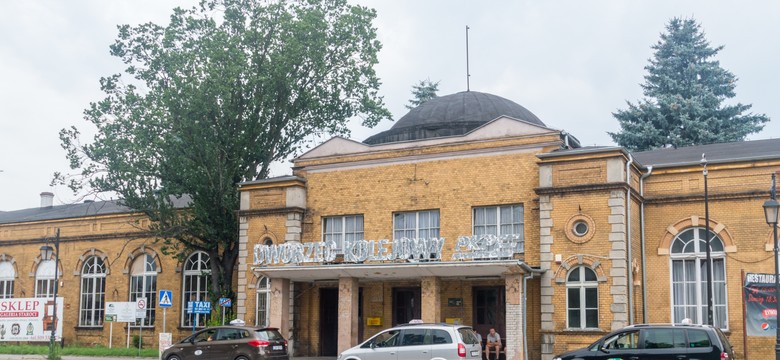 Kuracjusze są uradowani. Łatwy dojazd do kultowego uzdrowiska, bilety po 1 zł