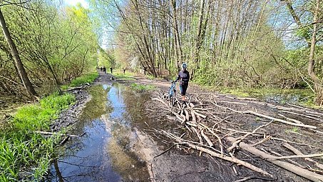 Tak było a tak jest, dzięki inicjatywie mieszkańca, źródło: zrzutka.pl