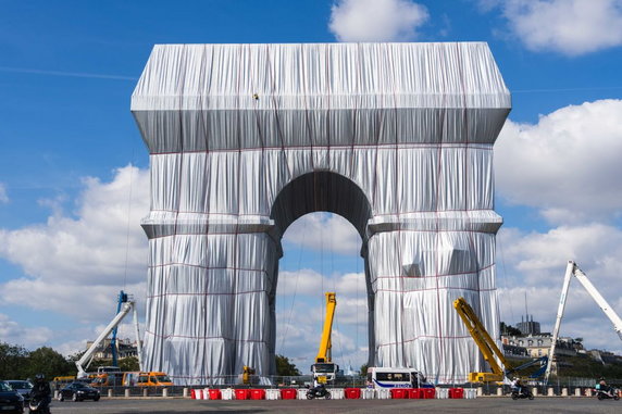 Łuk Triumfalny w Paryżu