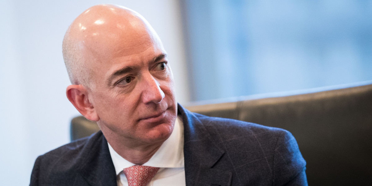 Pytania, które Jeff Bezos radzi zadawać sobie nim zatrudni się daną osobę, dotyczą przede wszystkim tego, czy ten człowiek potrafi sięgać wysoko