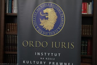 "Tak dla rodziny, nie dla gender"? Sejm zajmie się tym projektem