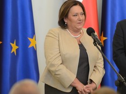 Focus na styl: Anna Komorowska w najmodniejszym żakiecie a'la Chanel!