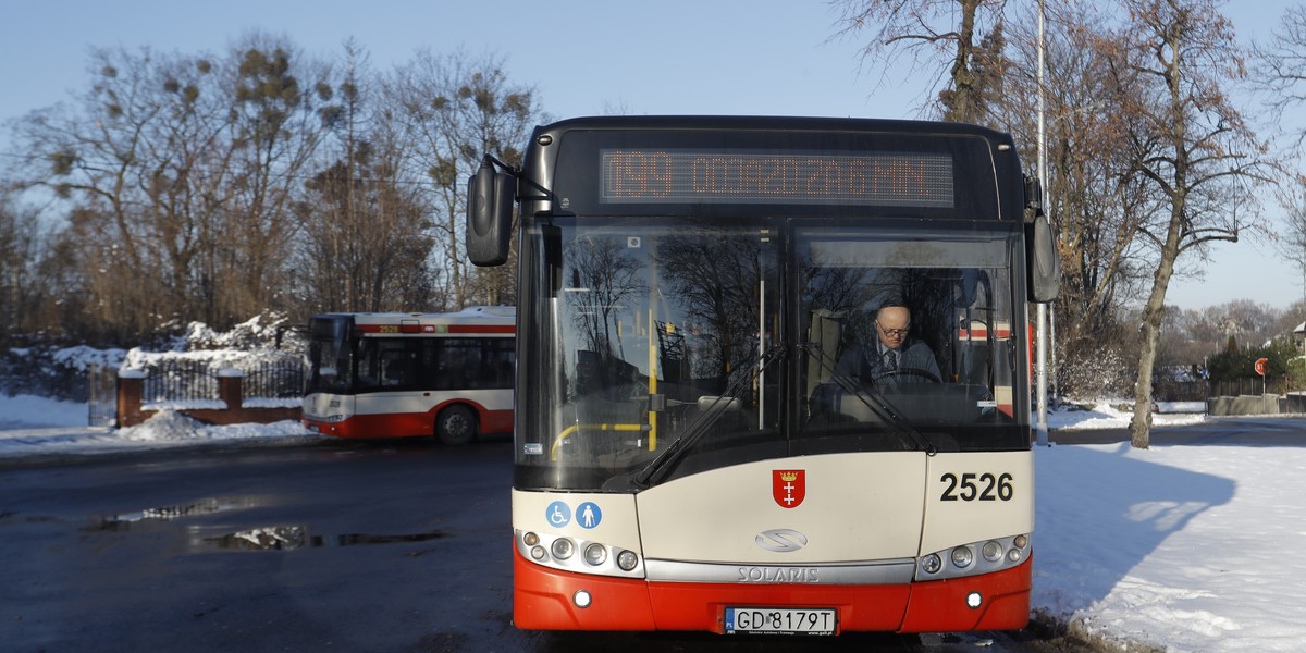 Sylwestrowa oferta komunikacyjna dla pasażerów! Na miejską zabawę nocnym autobusem!