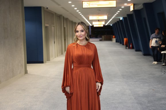 "ŽENE IZ PUBLIKE SU MI DAVALE PRVU POMOĆ" Jelena Tomašević o zdravstvenom problemu: "Hitna je brzo stigla" (Video)