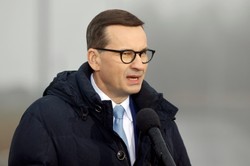 Morawiecki odpowiada Tuskowi: Śmiało można nazwać pana premierem polskiej biedy [WIDEO]