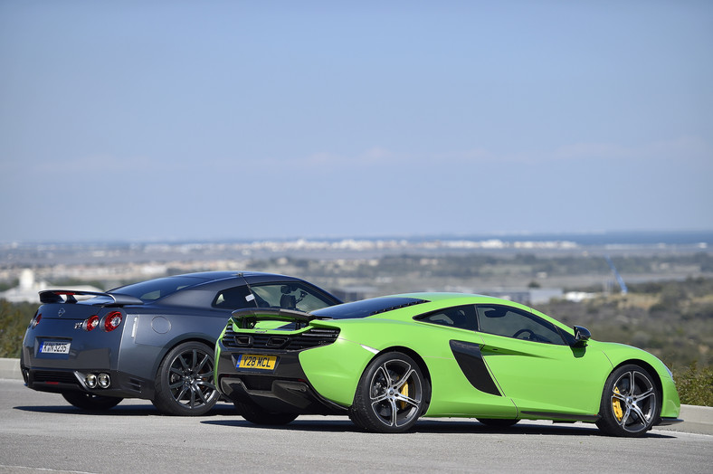 McLaren 650S i Nissan GT-R