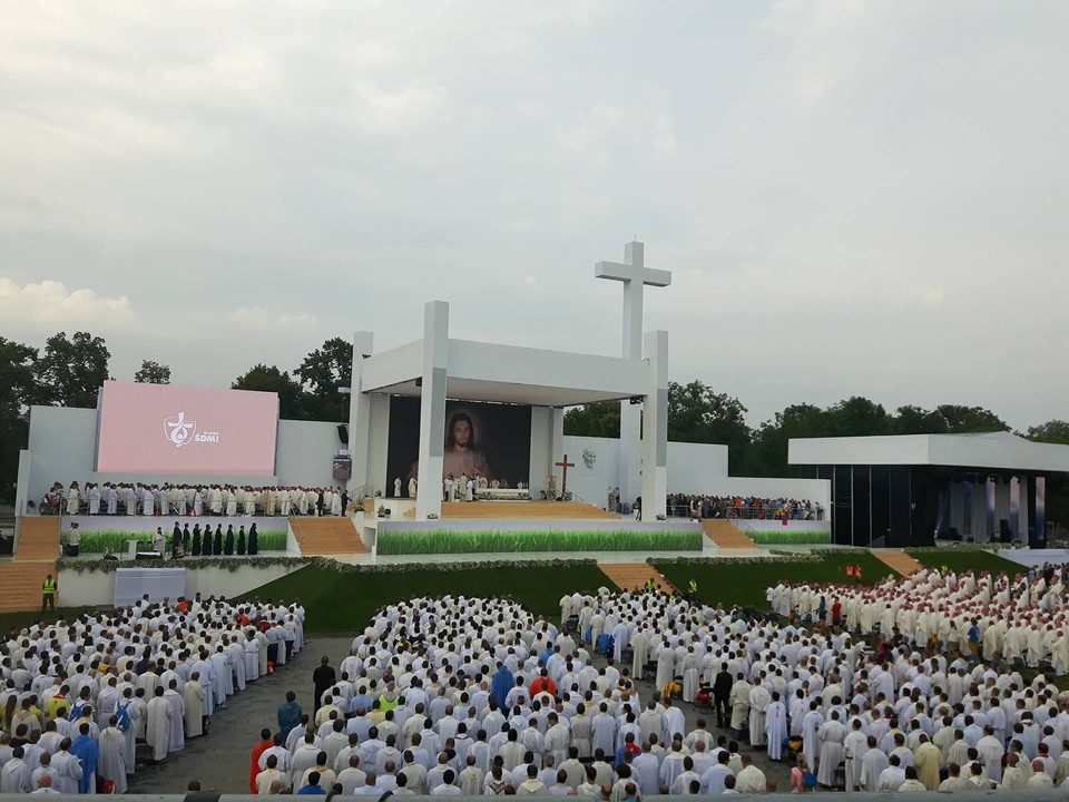 Msza otwarcia ŚDM na Błoniach