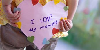 50 Mother's Day Card Messages and Wishes - What to Write in a Mother's Day  Card