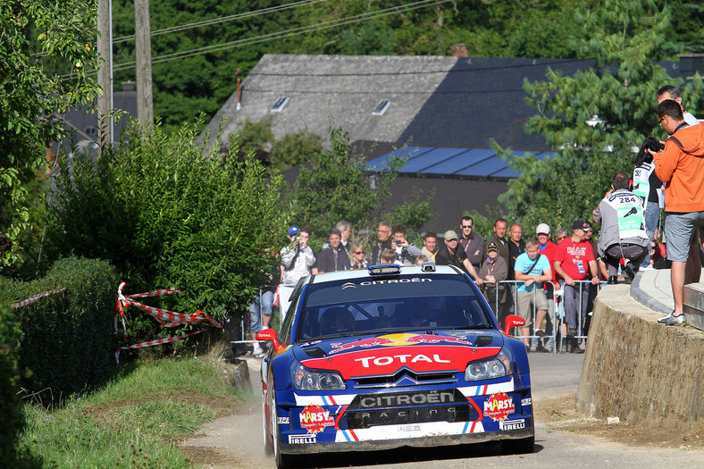 Rajd Niemiec 2010: Loeb liderem, Kościuszko na łące (1. etap, fot. Rallyworld©Willy Weyens)