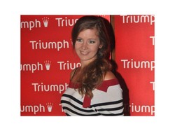 Kobieta w paskach - Anna Powierza wraca na salony!