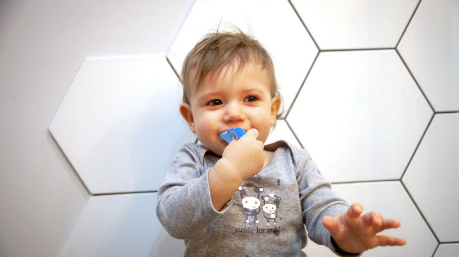 Czy można myć dziecku zęby na siłę? 