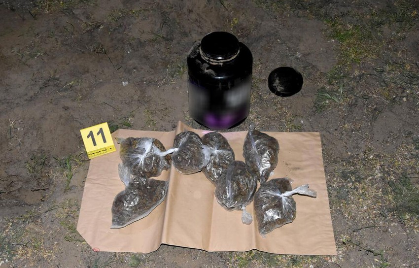 Narkotici pronađeni kod maloletnika 