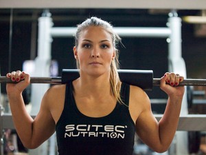 "Megtanít, hogy nőként egyedül is képes legyél boldogulni" - interjú Karakas Hedviggel