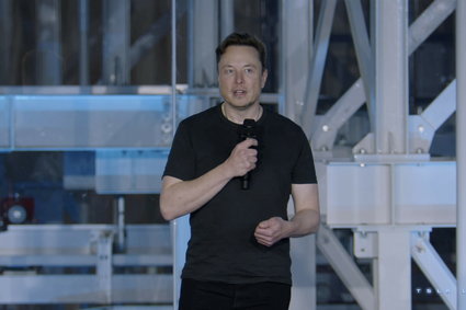 Elon Musk skarży się, że na imprezach ludzie chcą rozmawiać z nim o pracy