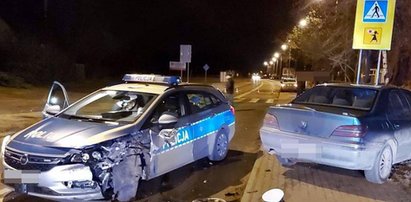 Policjant nie miał szans, by zauważyć auto. Dramat pod Nakłem