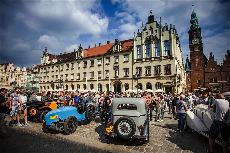 Gdzie pojechać oldtimerem?