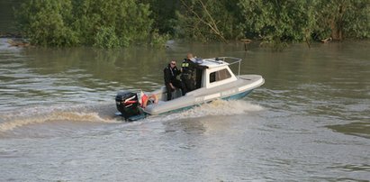 14-latek poszedł się kąpać z kolegami. Zniknął pod wodą