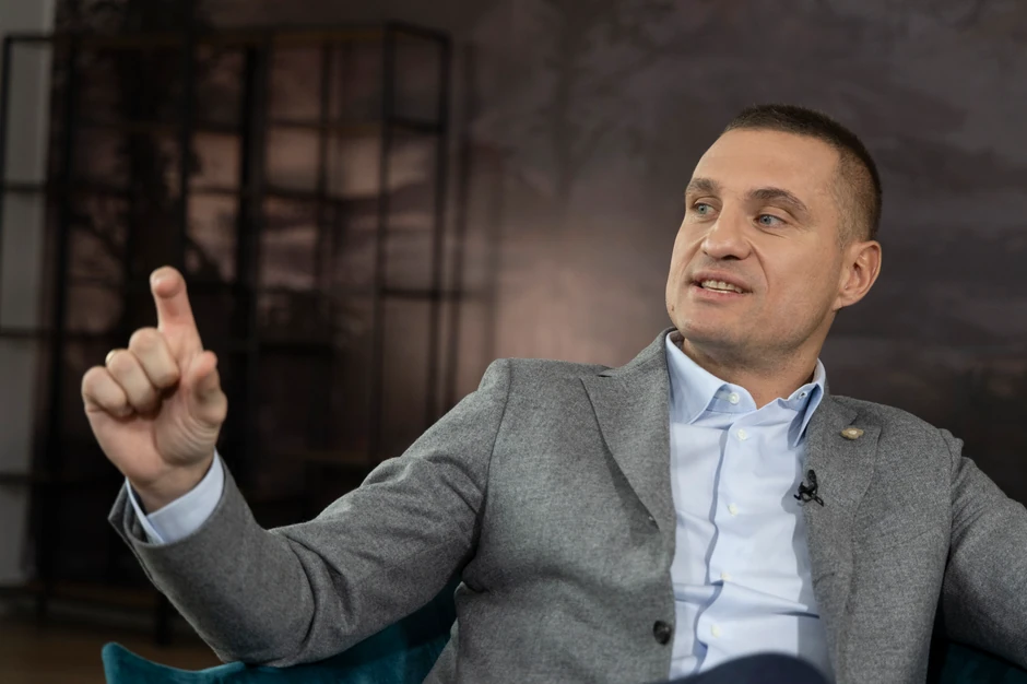 Nemanja Vidić u redakciji NIN-a