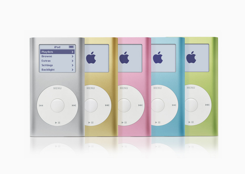 iPod Mini pojawił się na rynku w 2004 r.