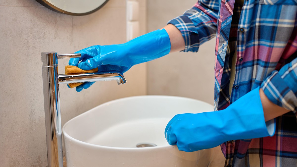 Kako vratiti sjaj starim slavinama: Pomoću ovih trikova zablistaće za 10 minuta bez ribanja