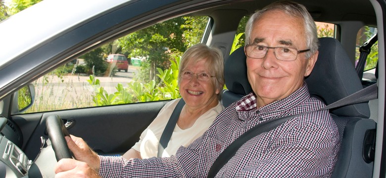 Seniorzy stracą prawo jazdy? Jest decyzja ws. badań lekarskich kierowców, UE zmienia zasady