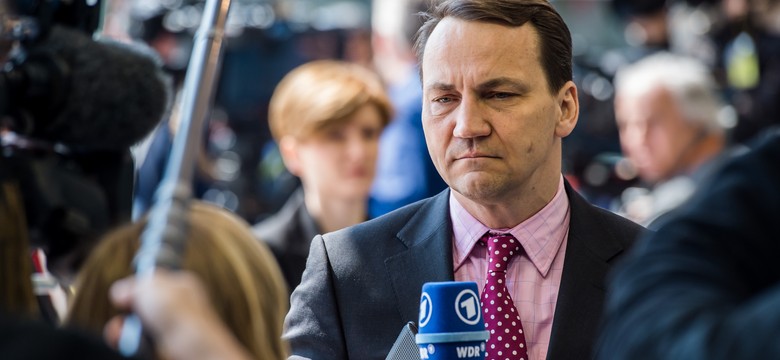 Owacja na stojąco dla Sikorskiego od Amerykańskiego Komitetu Żydowskiego