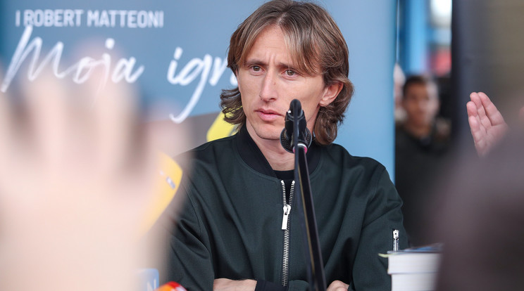 Luka Modric a történtek ellenére jó kapcsolatot ápol Cristiano Ronaldóval /Fotó: Northfoto